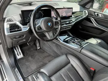 BMW X7 xDrive40d M Sport Pro Pro Sky-Lounge AHK 360