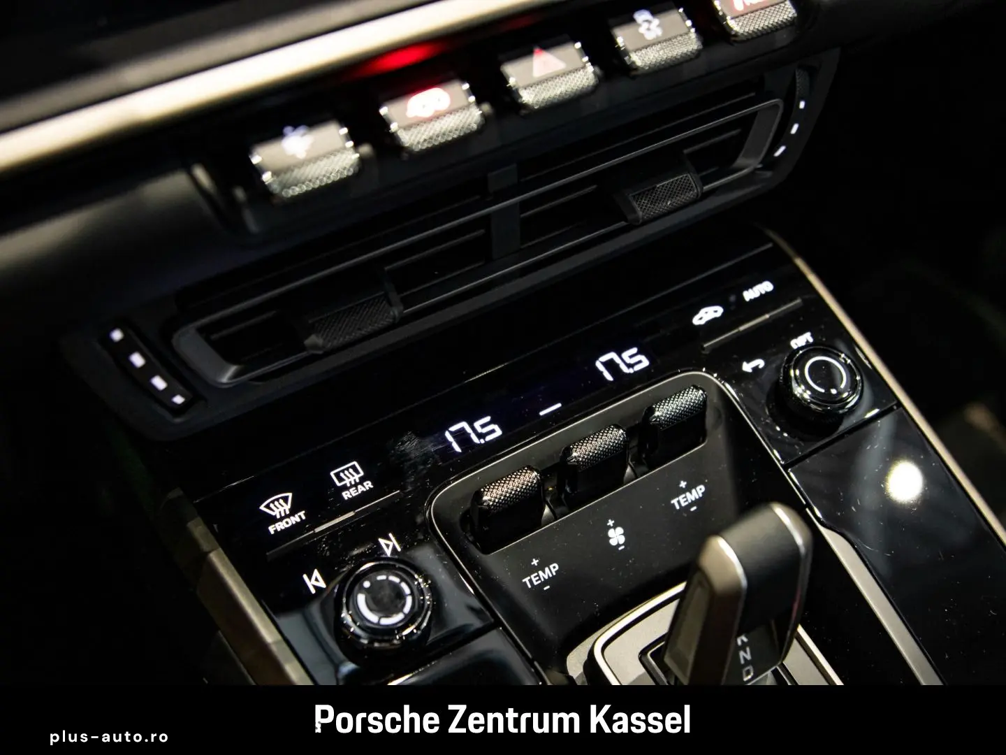 PORSCHE 992 911 Turbo 50 Jahre Burmester Nachtsicht id