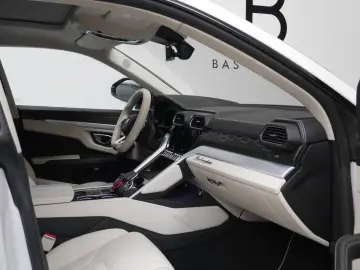 LAMBORGHINI Urus S PANO HEAD UP MASSAGE INDIVIDUAL