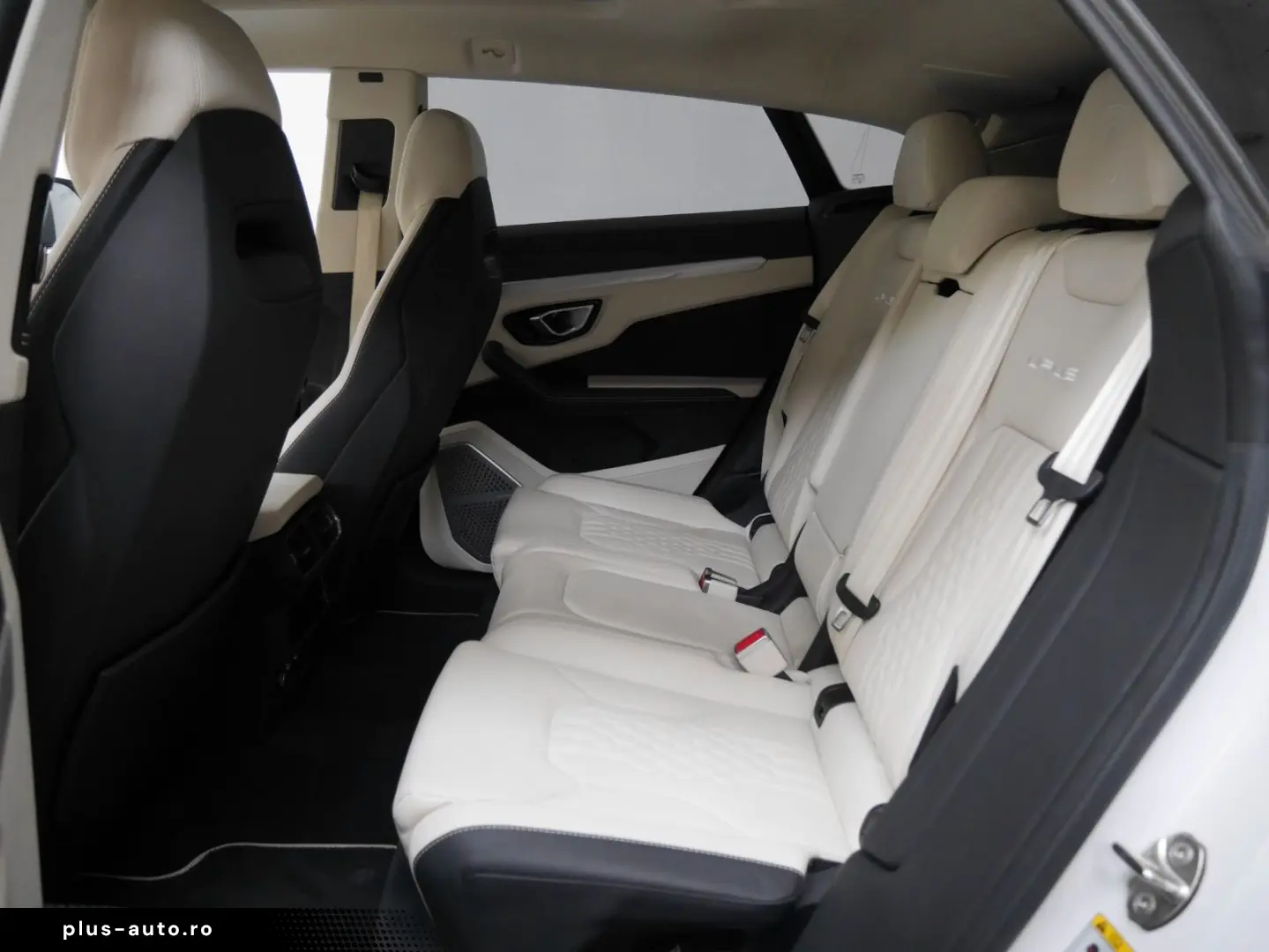 LAMBORGHINI Urus S PANO HEAD UP MASSAGE INDIVIDUAL