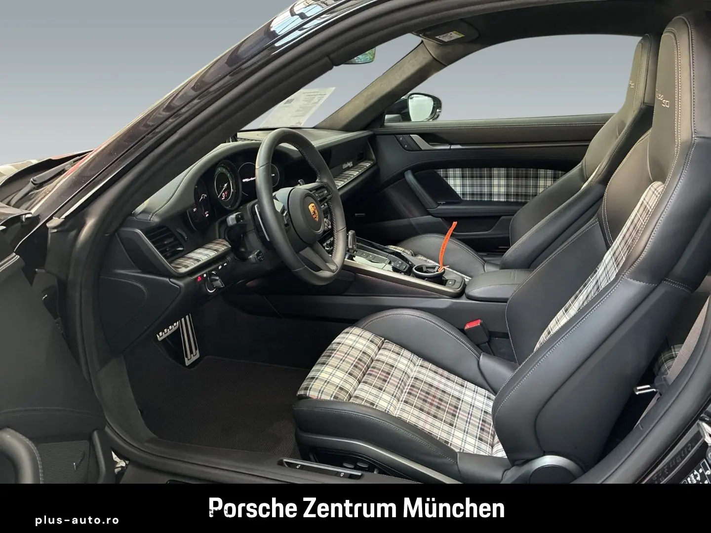 PORSCHE 992 911 Turbo 50 Jahre InnoDrive Surround-View