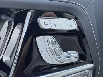 MERCEDES-BENZ G 63 AMG  KEYLESS-GO AKRAPOVIC PPF-FOLIE VOLL