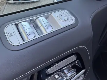MERCEDES-BENZ G 63 AMG  KEYLESS-GO AKRAPOVIC PPF-FOLIE VOLL