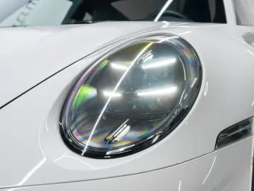 PORSCHE 992 Carrera 4 GTS