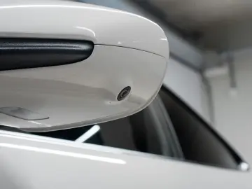PORSCHE 992 Carrera 4 GTS