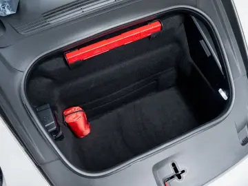 PORSCHE 992 Carrera 4 GTS