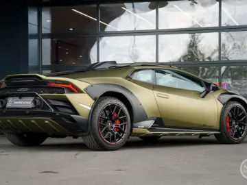 LAMBORGHINI Huracán Sterrato Verde Gea  Keramik JAPAN IMPORT