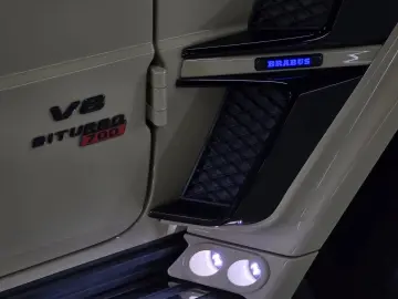 MERCEDES-BENZ AMG G700 BRABUS WIDESTAR MANUFAKTUR CARBON