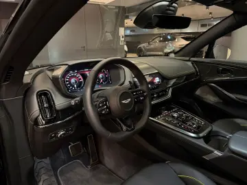 ASTON MARTIN DBX 707 SPECIAL AMR 24 F1  2025 FACELIFT