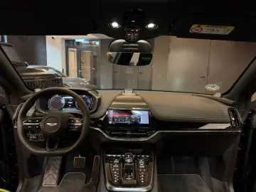 ASTON MARTIN DBX 707 SPECIAL AMR 24 F1  2025 FACELIFT