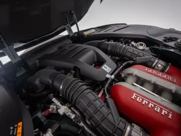 FERRARI Purosangue