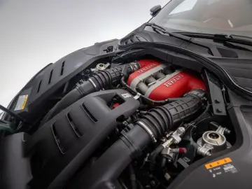 FERRARI Purosangue