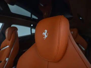 FERRARI Purosangue