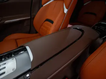 FERRARI Purosangue