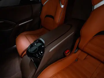 FERRARI Purosangue