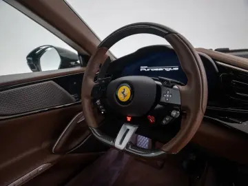 FERRARI Purosangue