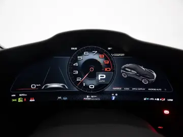 FERRARI Purosangue