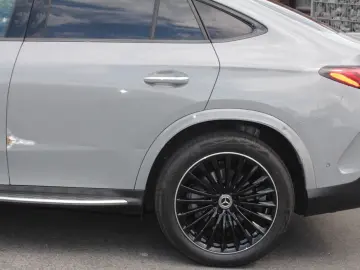 MERCEDES-BENZ GLC 300 GLC Coupe 4Matic AMG  Pano 360