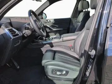 BMW X7 xDrive40i M Sport Pro 7Sitz Skylounge 22  DA