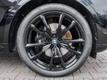 BMW X7 xDrive40d M Sport HUD PANO ACC AHK 360 KAM