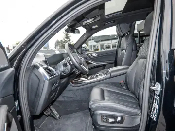 BMW X7 xDrive40d M Sport HUD PANO ACC AHK 360 KAM