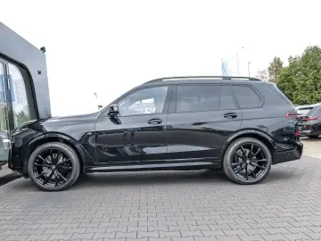 BMW X7 xDrive40d M Sport HUD PANO ACC AHK 360 KAM