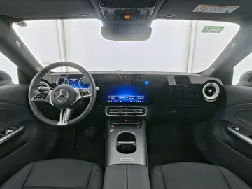 MERCEDES-BENZ CLA 250  EQ PROGR-ADVANCED PLUS PANO D…