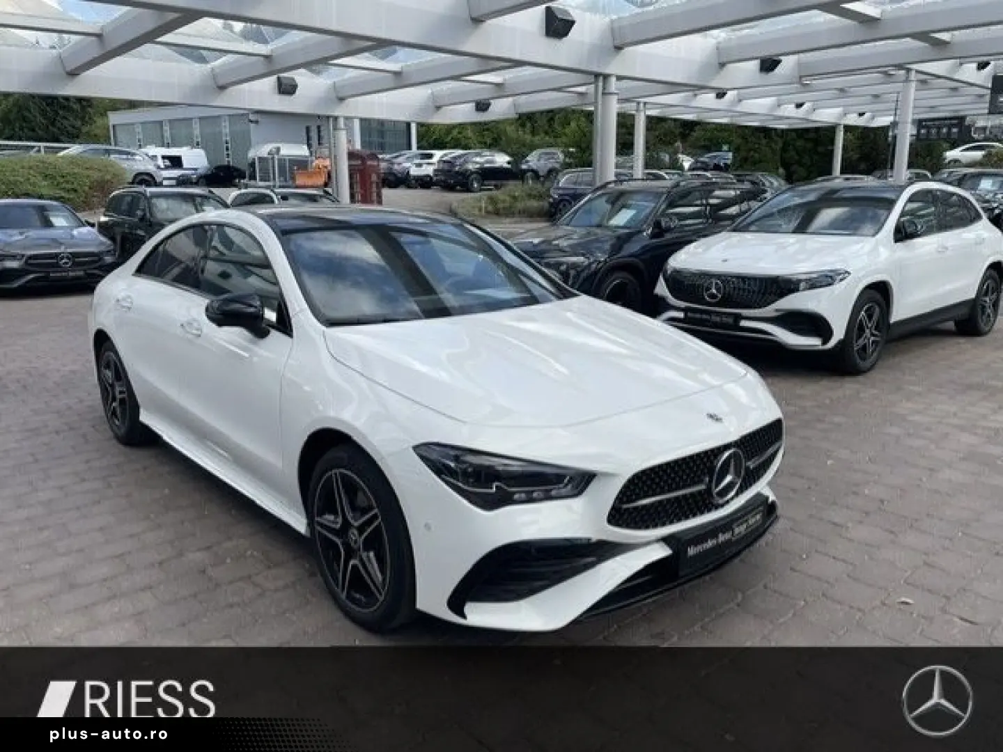 MERCEDES-BENZ CLA 250 e AMG Sport Night Distr Pano Burmester