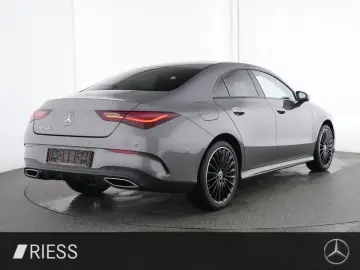MERCEDES-BENZ CLA 250 e AMG Sport Night Distr Pano B…