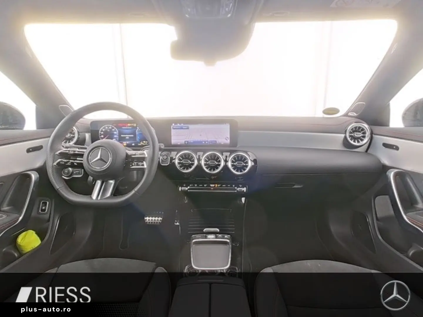 MERCEDES-BENZ CLA 250 e AMG Sport Night Distr Pano B&hellip;