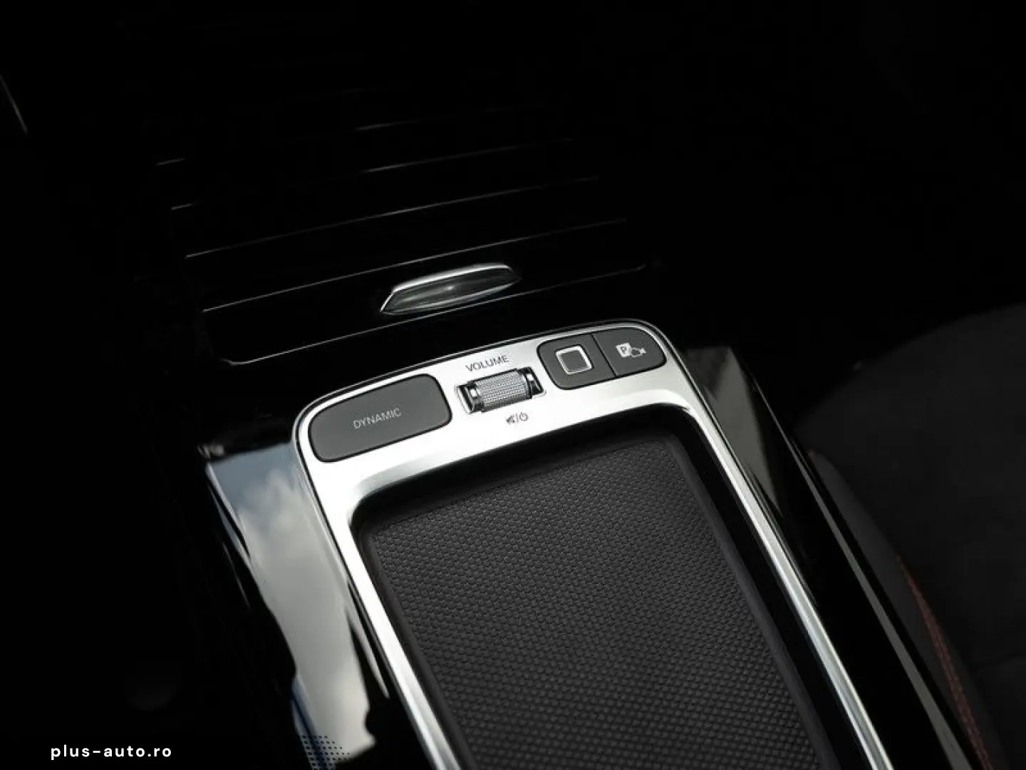 MERCEDES-BENZ CLA 250 e Coupé AMG-Sport MLB Pano HUD&hellip;