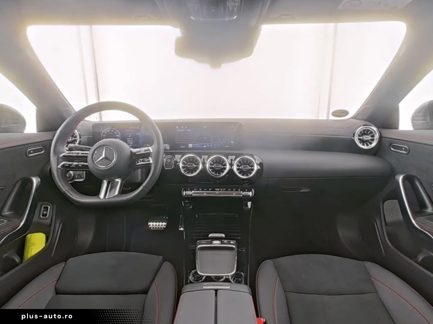 MERCEDES-BENZ CLA 250 e AMG Pano Distroni 360  Multi&hellip;