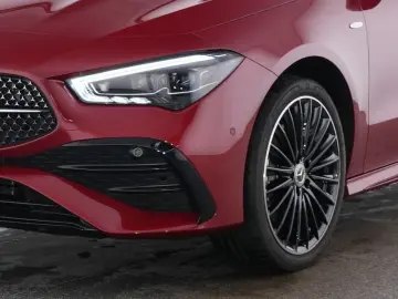 MERCEDES-BENZ CLA 250 e AMG Night Pano Sound Kame Am…