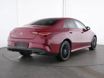 MERCEDES-BENZ CLA 250 e AMG Night Pano Sound Kame Am…