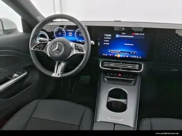 MERCEDES-BENZ CLA 250  PROGRESSIVE DISTRONIC PANO SP…
