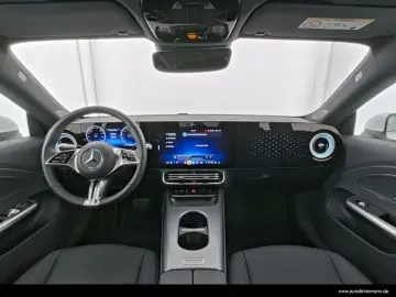 MERCEDES-BENZ CLA 250  PROGRESSIVE DISTRONIC PANO SP…