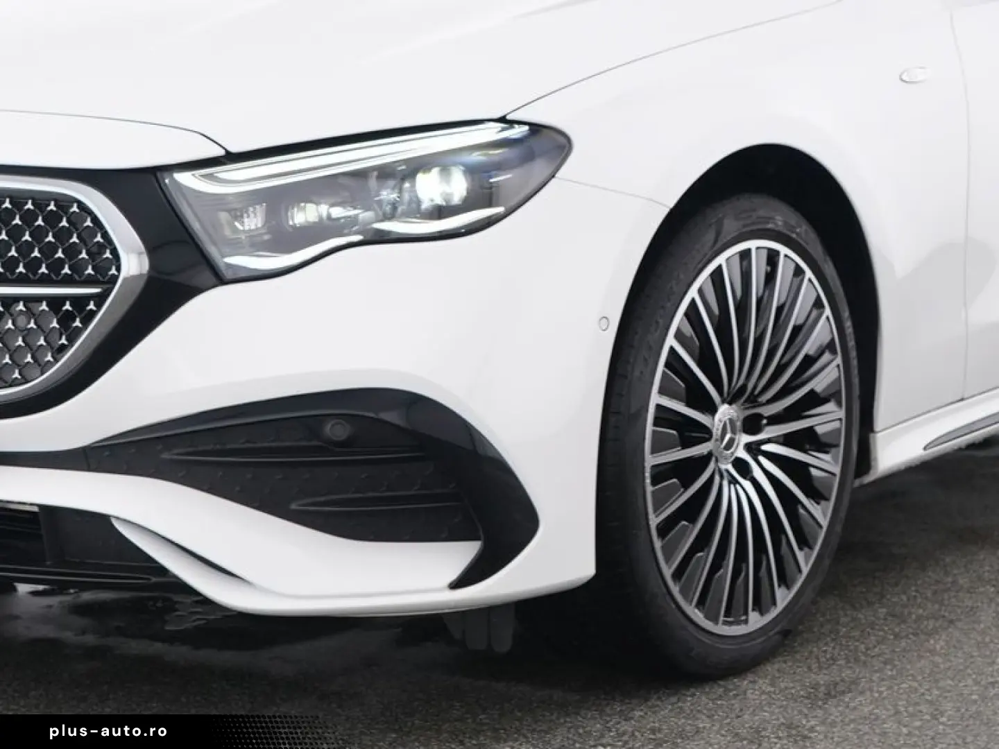 MERCEDES-BENZ E 400 e 4M AMG-Sport Super Pano Burm N&hellip;