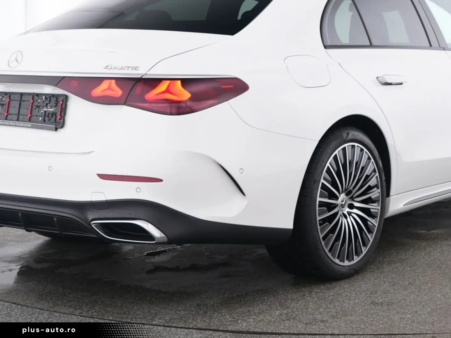 MERCEDES-BENZ E 400 e 4M AMG-Sport Super Pano Burm N&hellip;