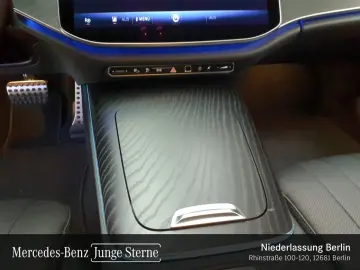 MERCEDES-BENZ E 400 e 4M AMG Prem.  PANO NIGHT 20  Bur4D HUD