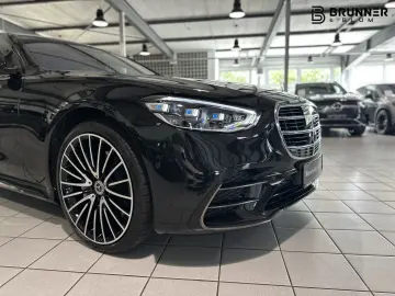 MERCEDES-BENZ S 500 L 4M AMG Pano DriveP Voll!! NP €…