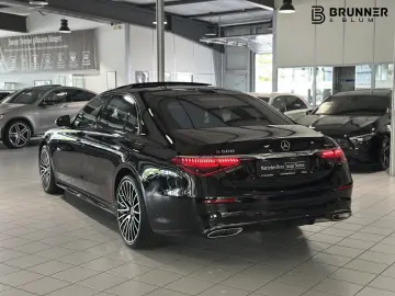 MERCEDES-BENZ S 500 L 4M AMG Pano DriveP Voll!! NP €…