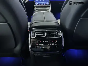 MERCEDES-BENZ S 500 L 4M AMG Pano DriveP Voll!! NP €…