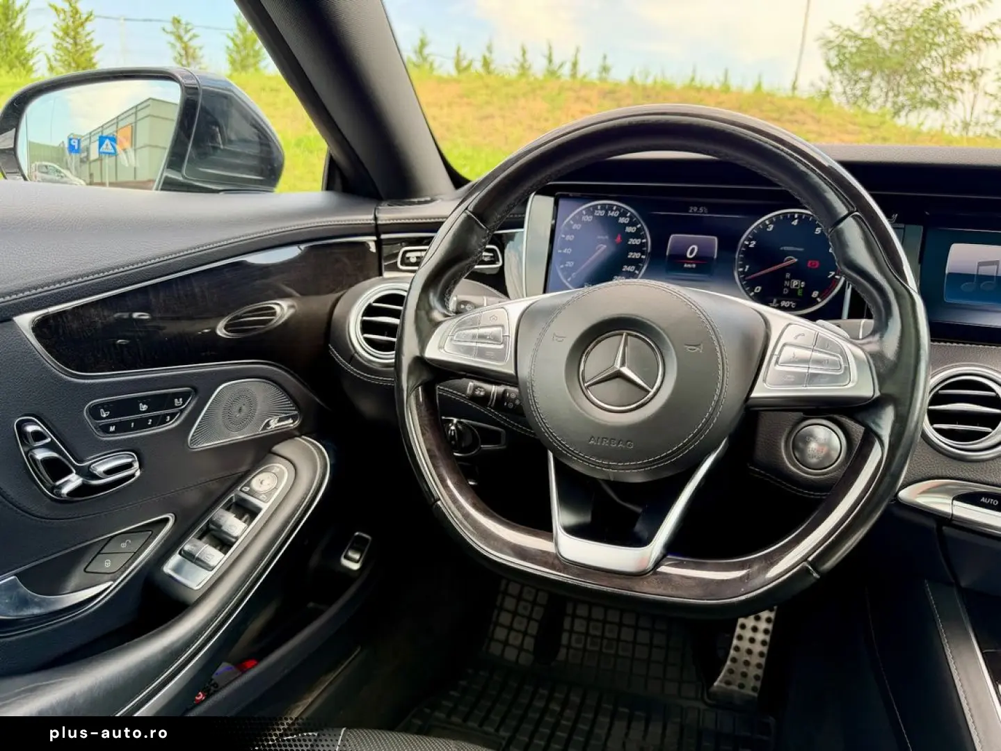 Mercedes-Benz S