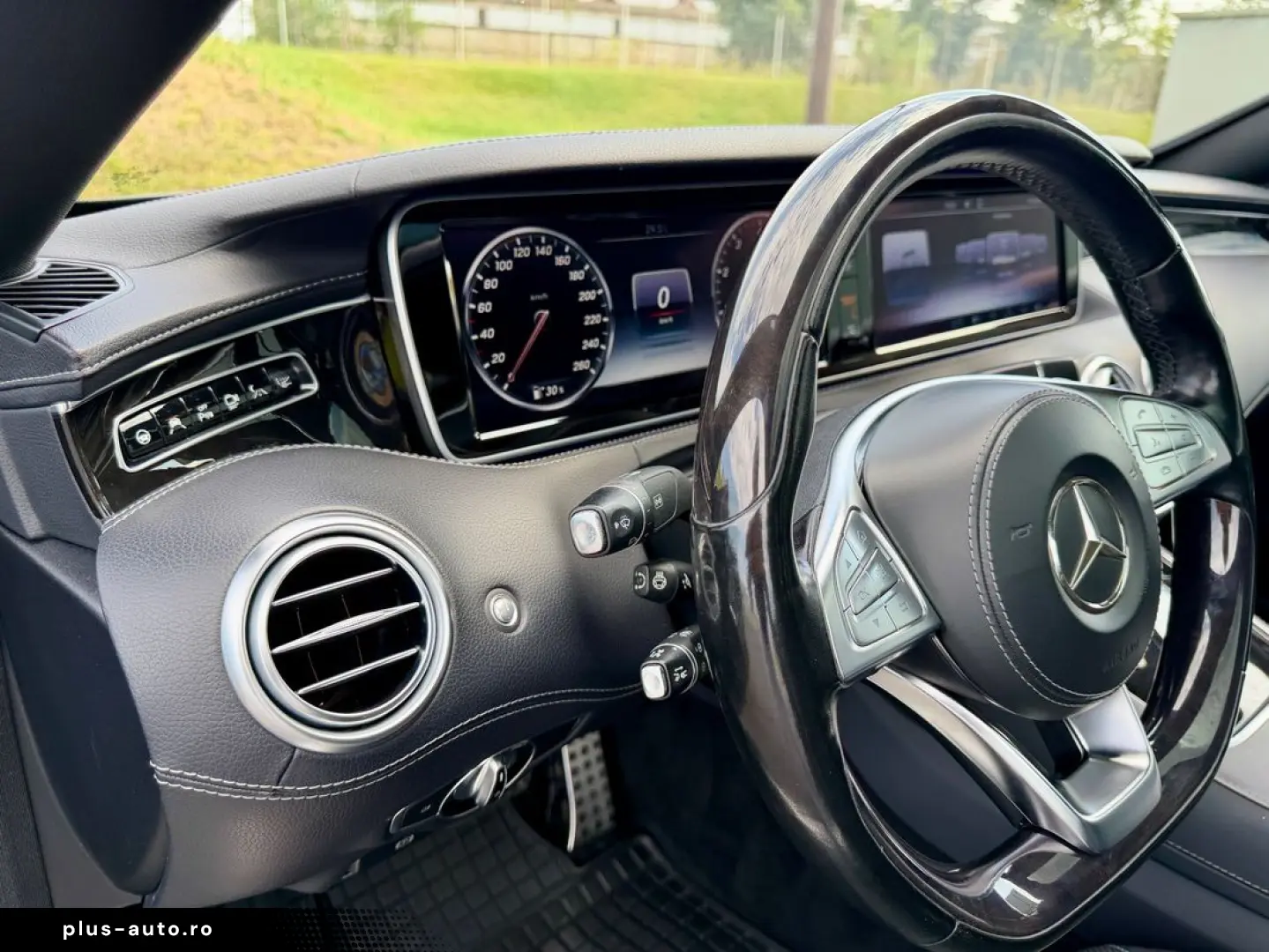 Mercedes-Benz S