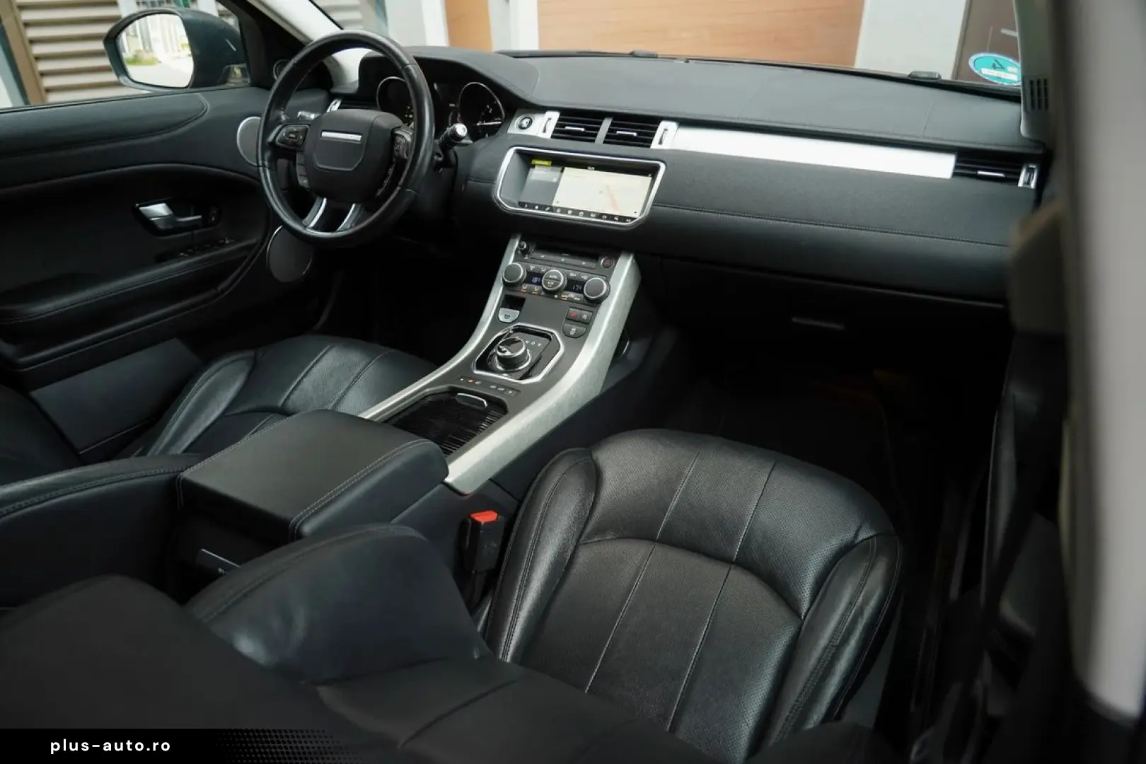 Land-Rover Range-Rover-Evoque