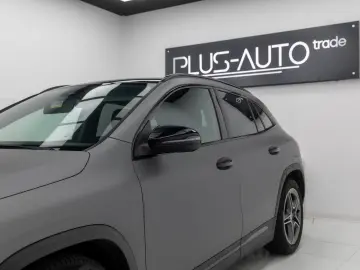 Mercedes-Benz GLA 220