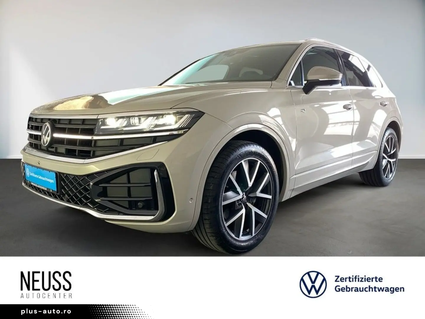 VW Touareg 3.0 TDI 4M R-Line AHK PANO HUD AHK PANO