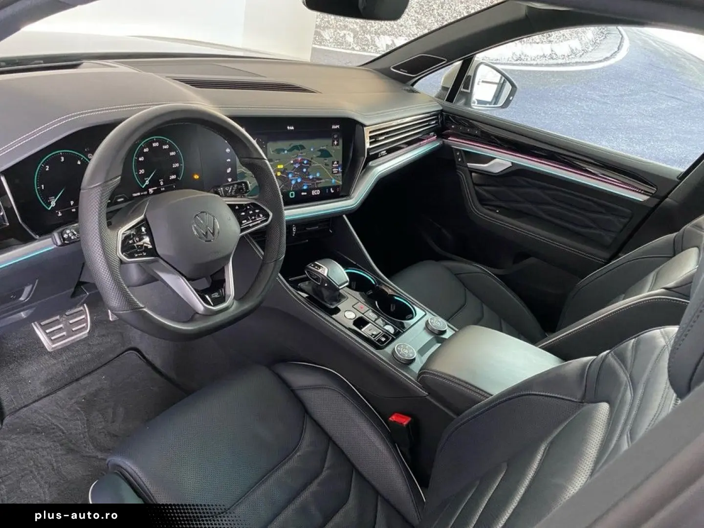 VW Touareg 3.0 TDI 4M R-Line AHK PANO HUD AHK PANO