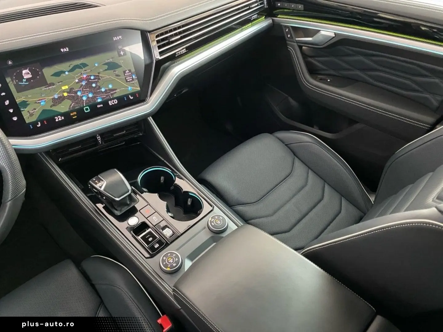 VW Touareg 3.0 TDI 4M R-Line AHK PANO HUD AHK PANO
