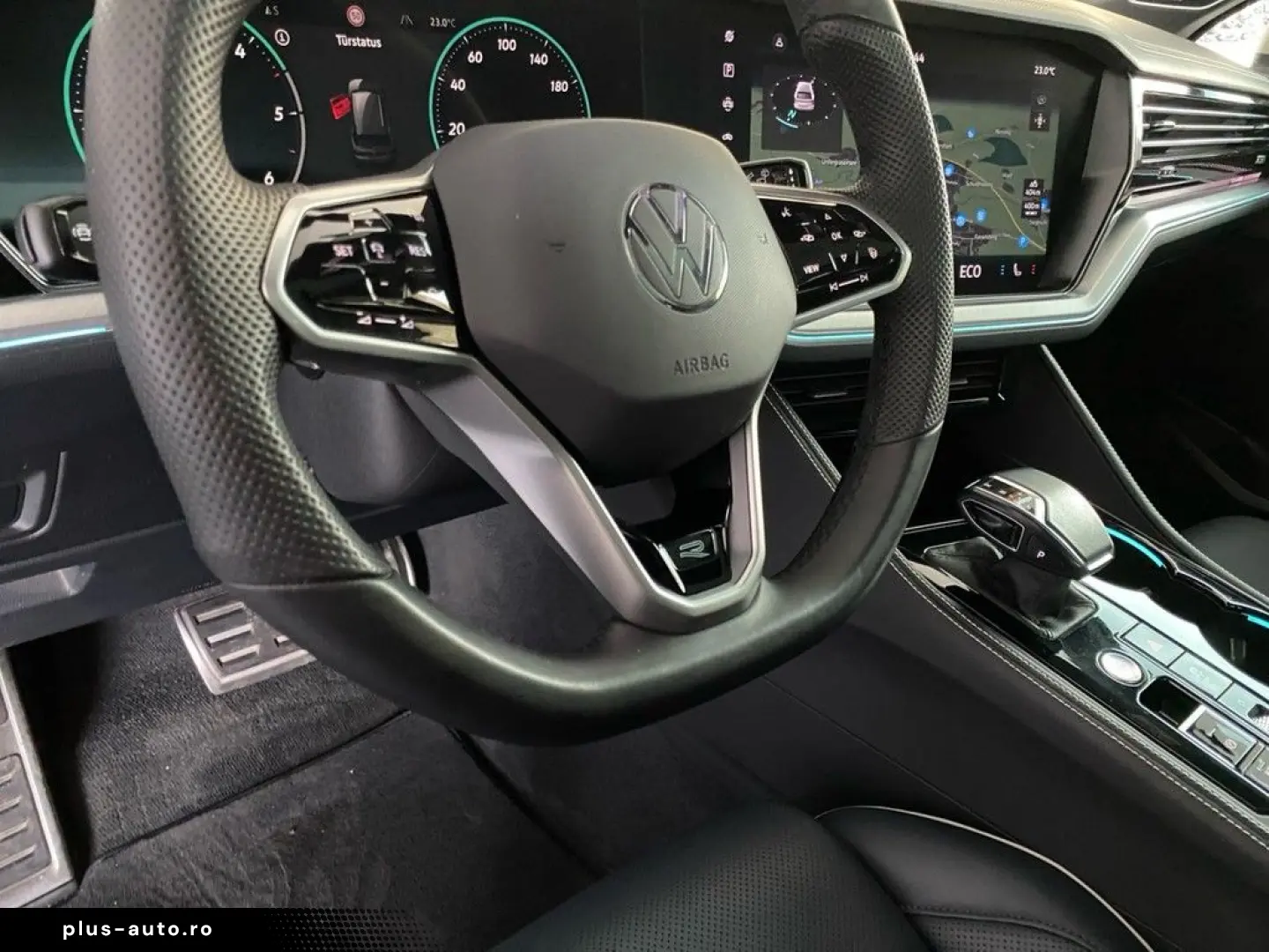 VW Touareg 3.0 TDI 4M R-Line AHK PANO HUD AHK PANO